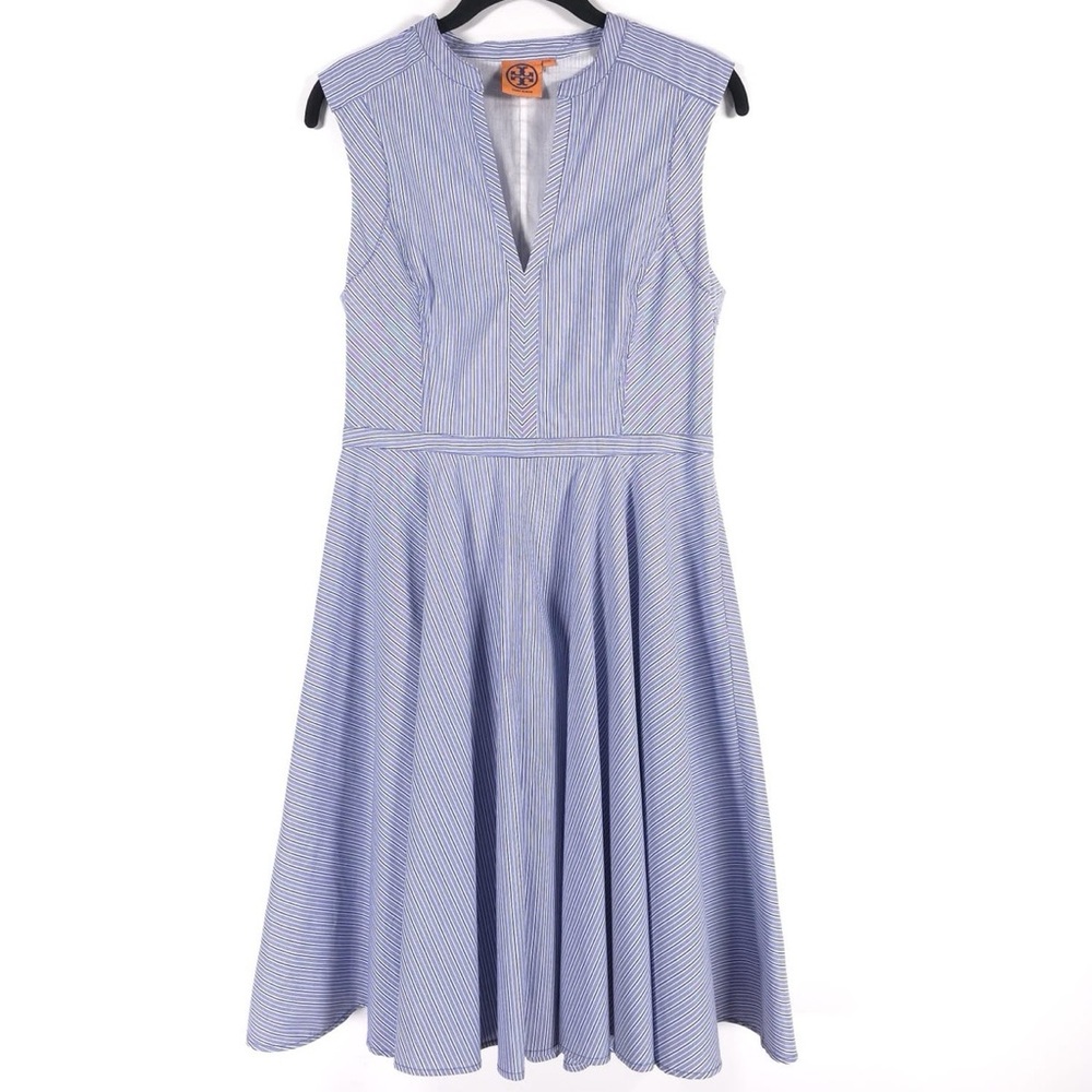 Tory Burch size 6 blue and white sleeveless dress